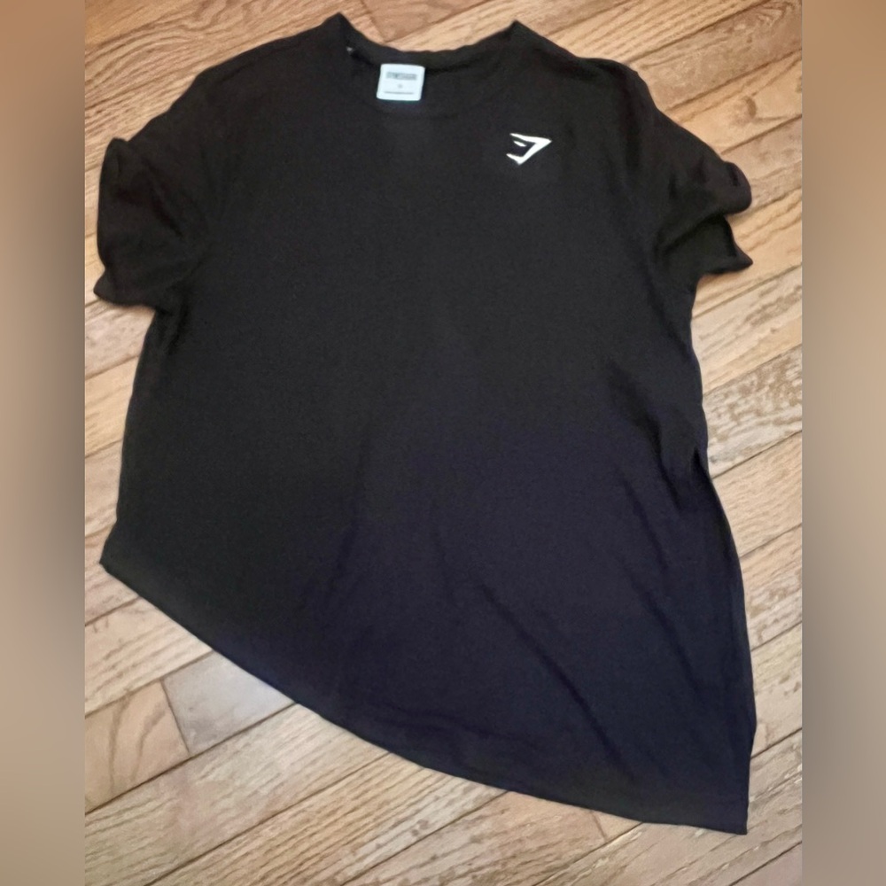 Gymshark Women’s Black Asymmetrical Tee S Small